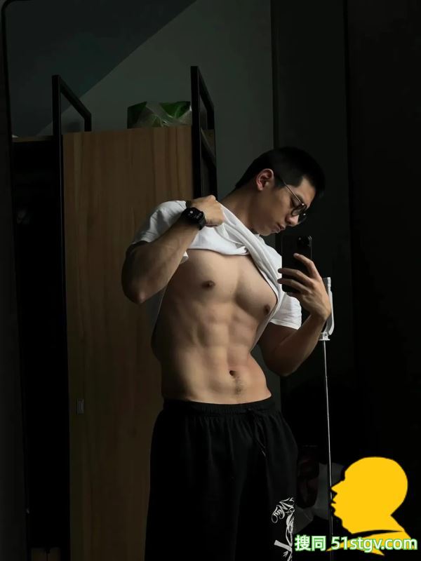 成都0都想掰弯的寸头西北汉子！ - 51虹马