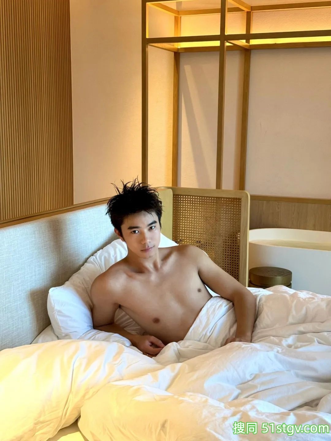 下雨天，适合宅在家睡觉 - 51虹马