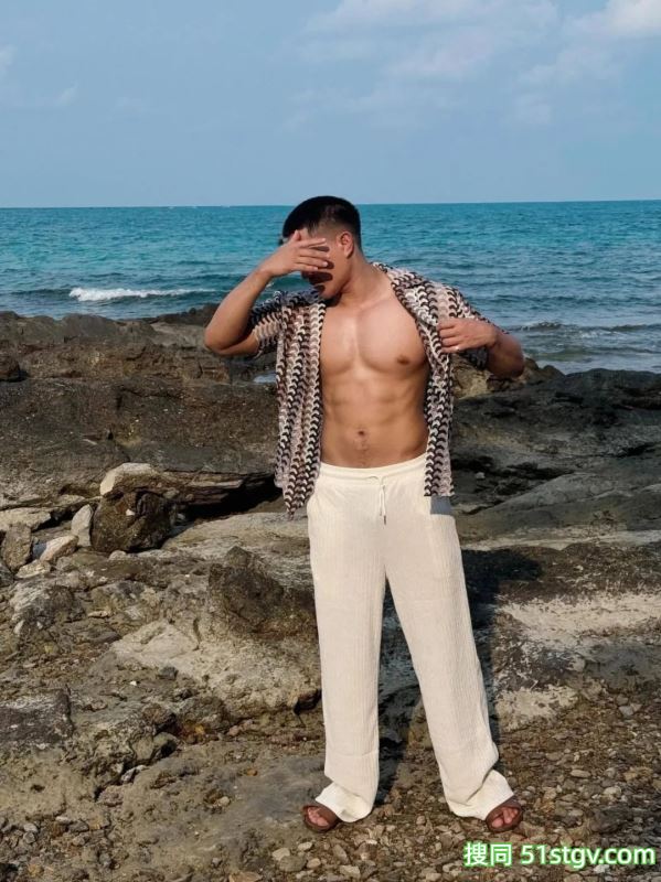 去泰国大趴就需要这样的大胸肌！ - 51虹马