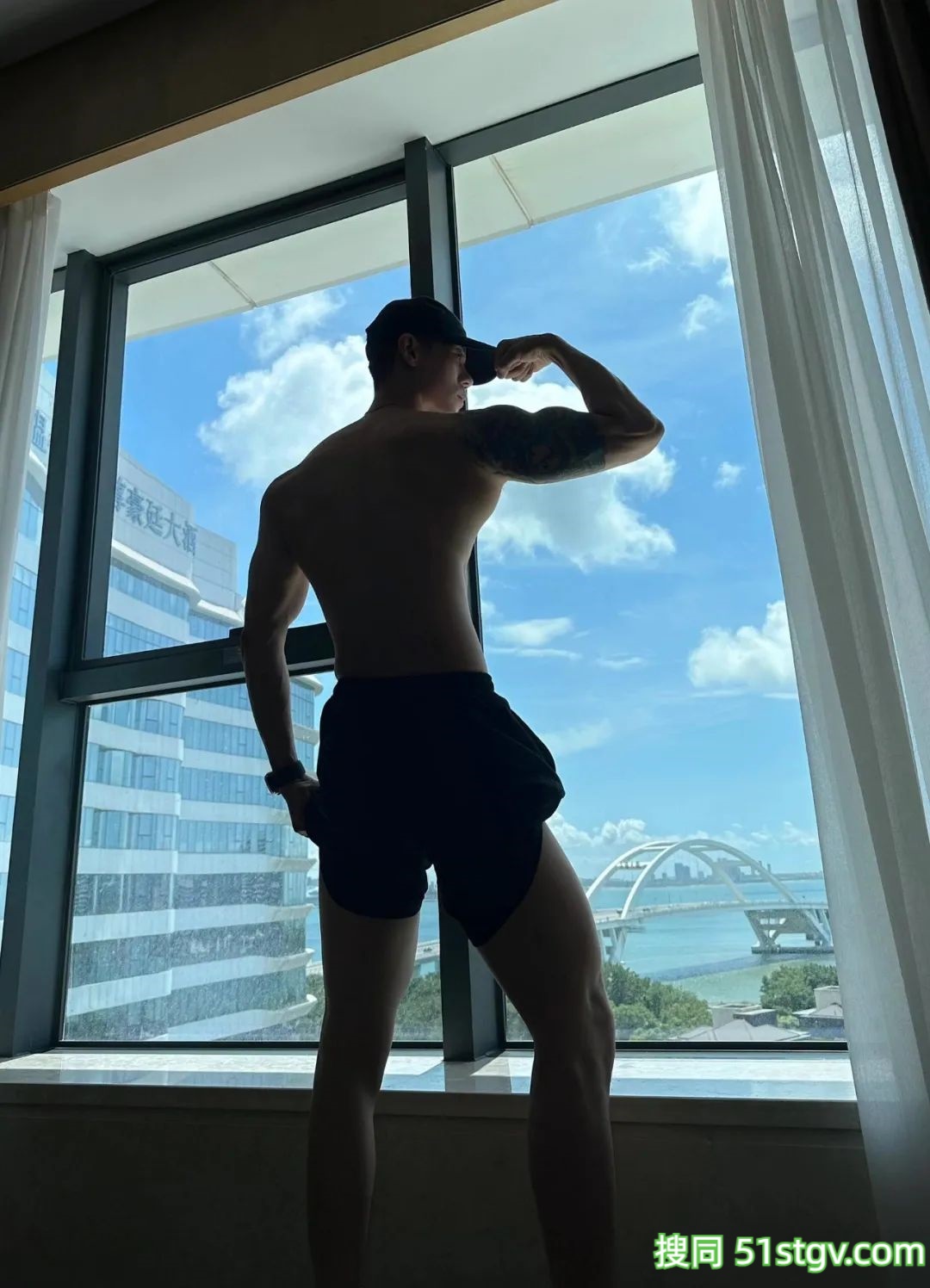 天菜，体育生，公狗腰 - 51虹马