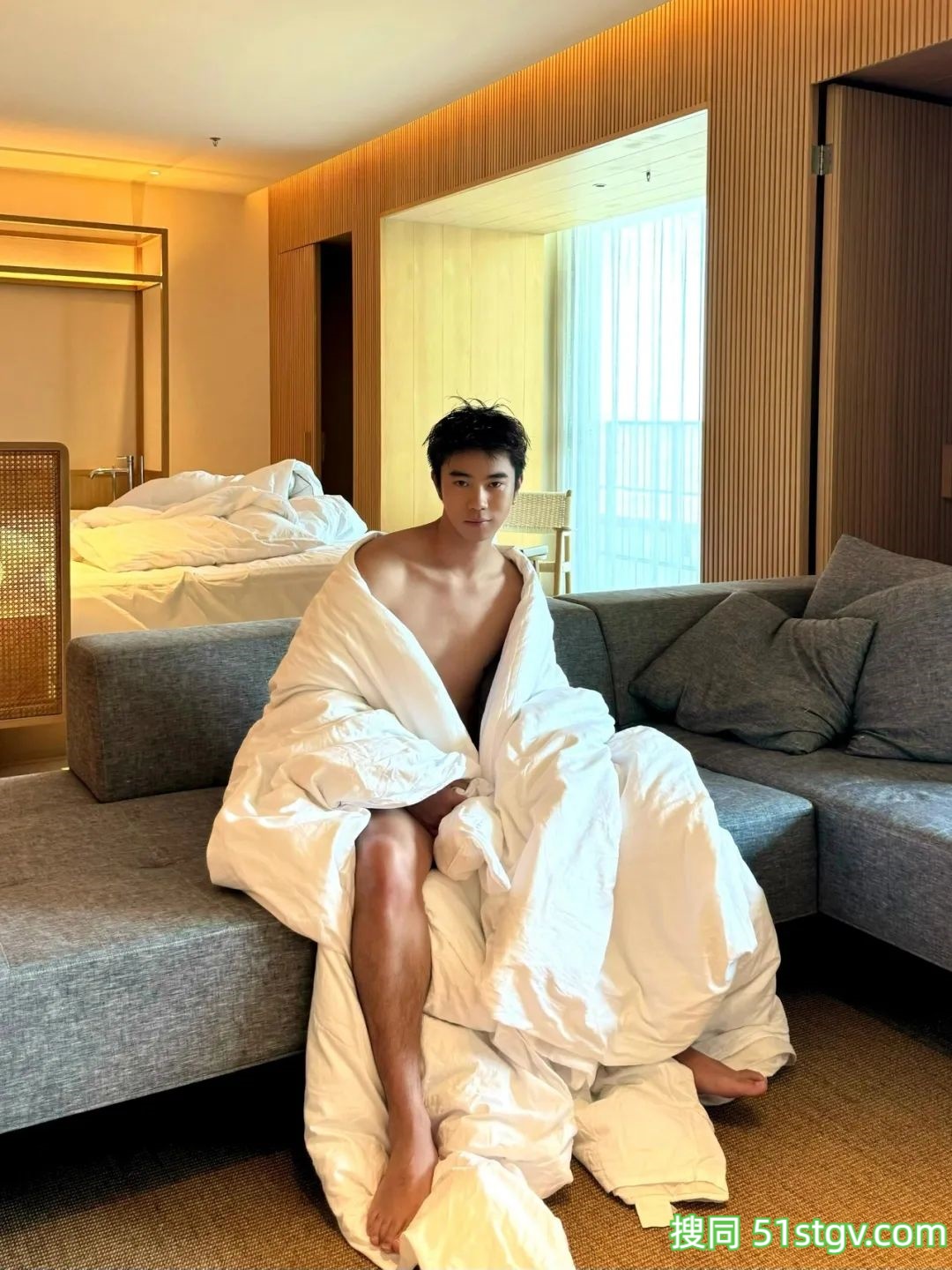 下雨天，适合宅在家睡觉-51虹马