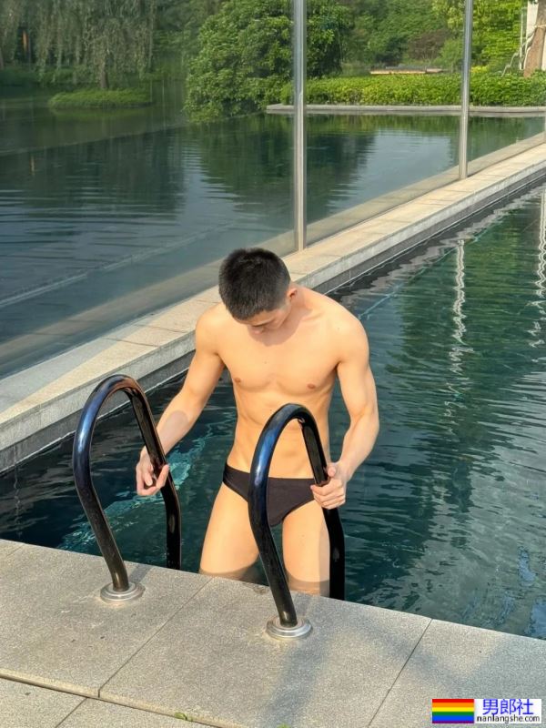 188cm，长腿特别好看，直粗细均匀 - 51虹马