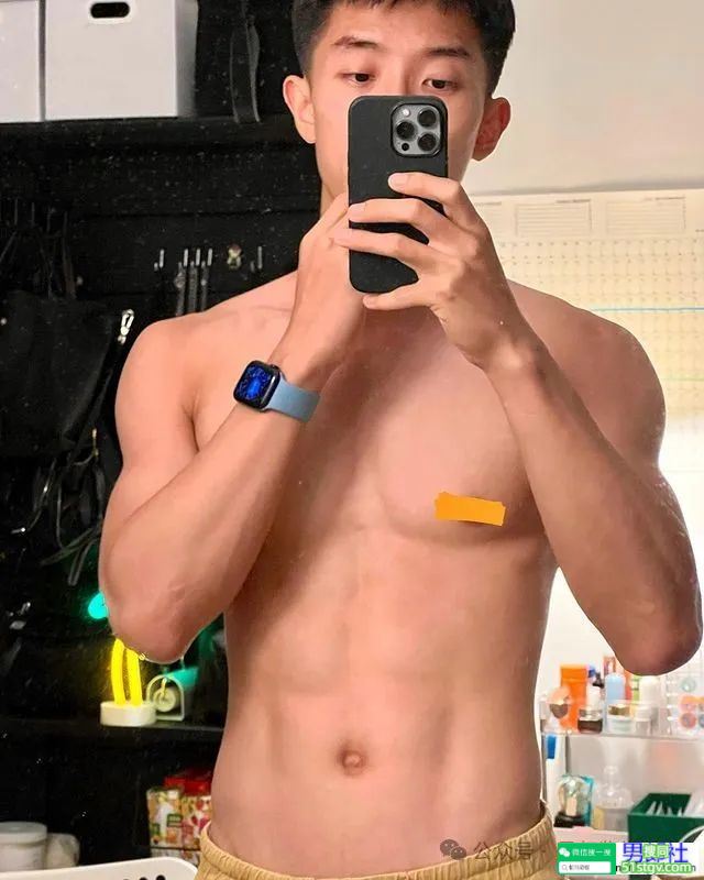 广东的薄肌舞蹈演员，穿着白袜好诱人！ - 51虹马