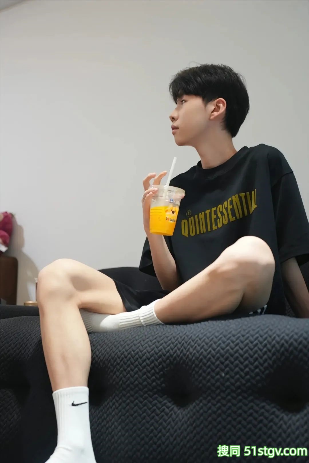 白净小奶狗，男高 - 51虹马