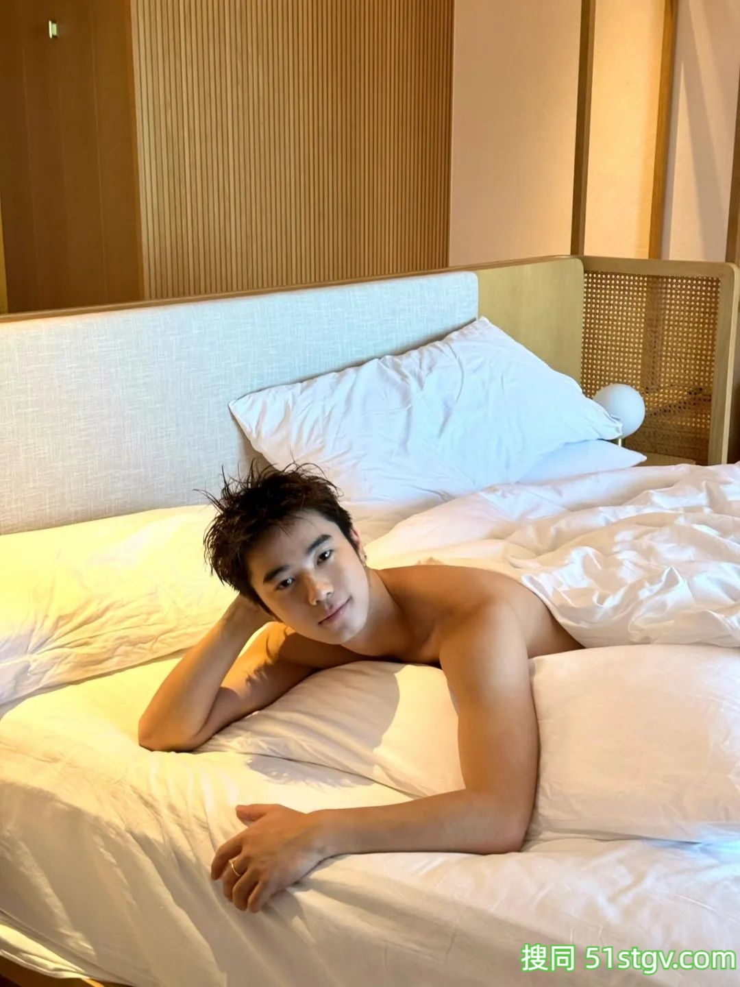 下雨天，适合宅在家睡觉 - 51虹马