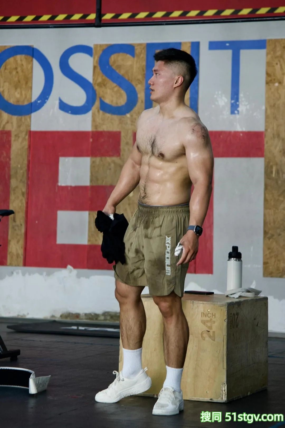 胸上有毛毛的男人，会不会觉得很man - 51虹马