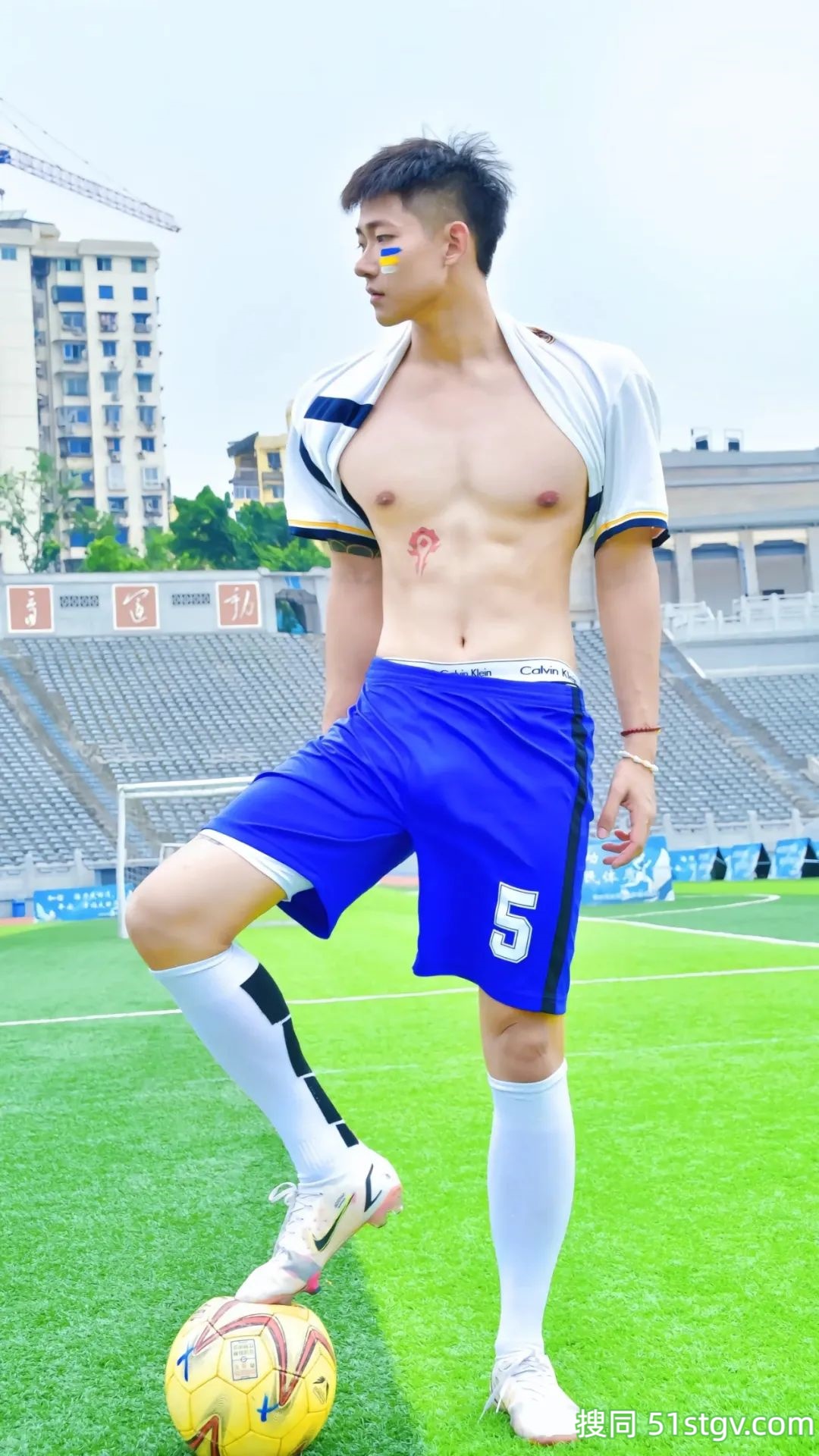 足球大男孩，我一直男都可以-51虹马