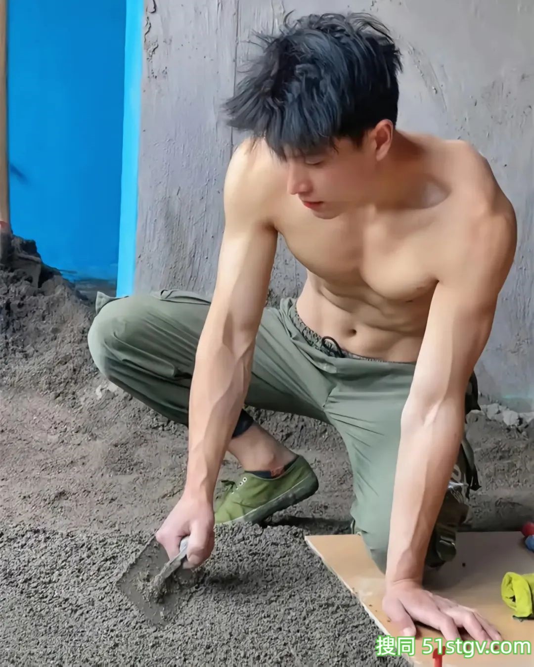 想让他也来我家，帮忙装修装修 - 51虹马