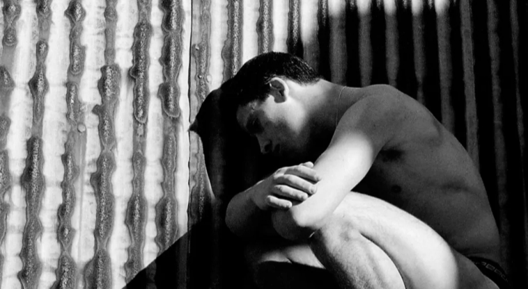 性魔怔:警车里、大马路、院子里、停车场、公厕…… - 51虹马 性魔怔:警车里、大马路、院子里、停车场、公厕…… - 51虹马