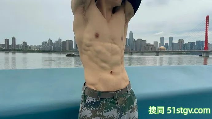 浙江的寸头健身教练，好man ​​​ - 51虹马