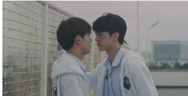 《篮情球爱》篮球队内的爱情与友情 - 51虹马