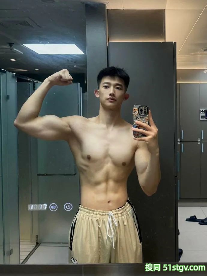 浙江185cm21岁的健身私教！ ​​​ - 51虹马