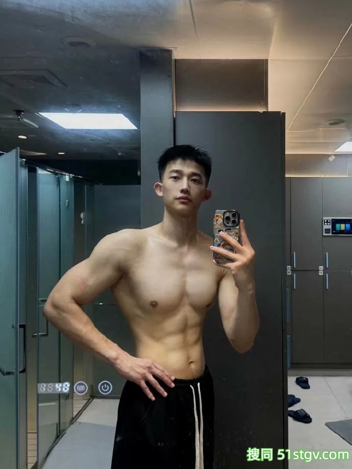 浙江185cm21岁的健身私教！ ​​​ - 51虹马