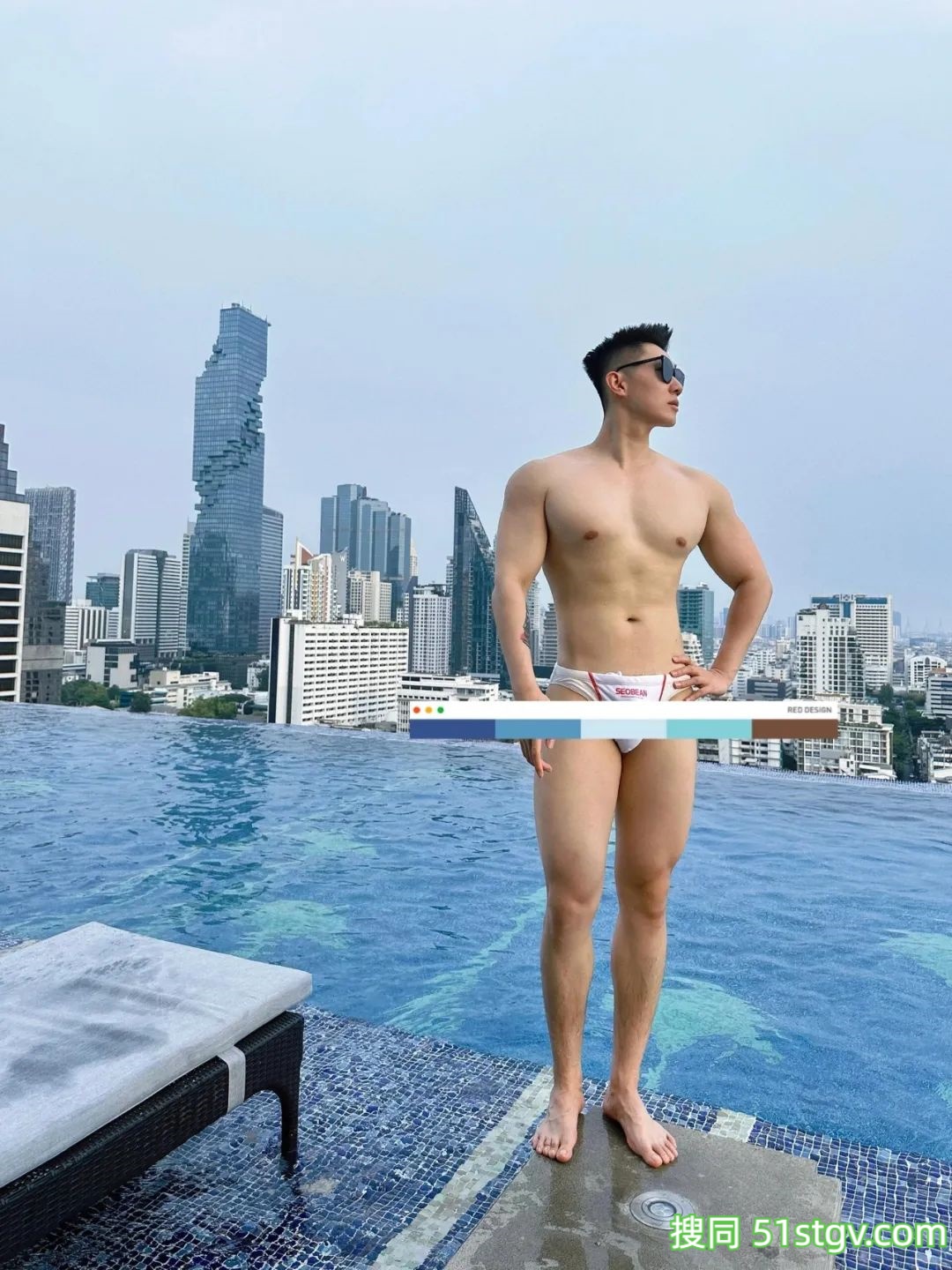 商务精英男的魅力，是不是更为诱人 - 51虹马