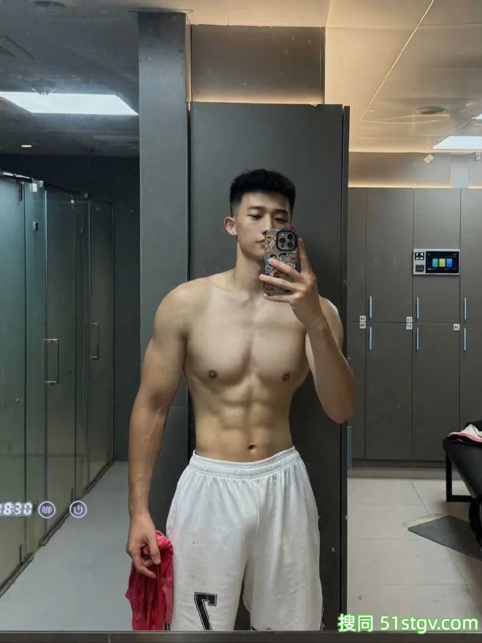 浙江185cm21岁的健身私教！ ​​​ - 51虹马