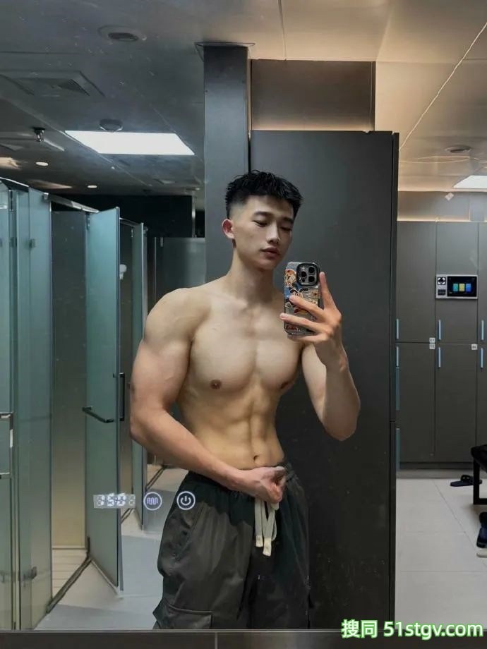 浙江185cm21岁的健身私教！ ​​​ - 51虹马