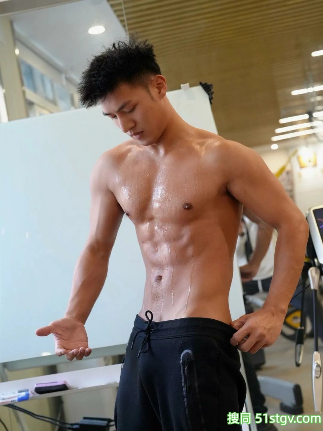 大凸包包，真的好香香 - 51虹马