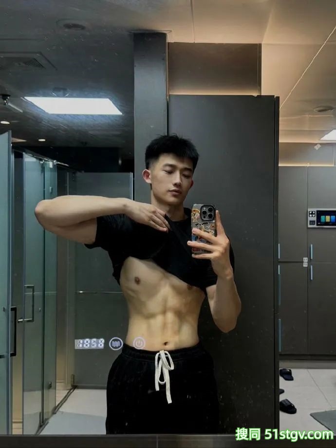 浙江185cm21岁的健身私教！ ​​​ - 51虹马