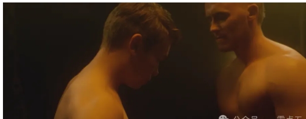 《暗夜放纵》少年取向觉醒后在网上寻找真爱，遇见熟男帅哥 - 51虹马