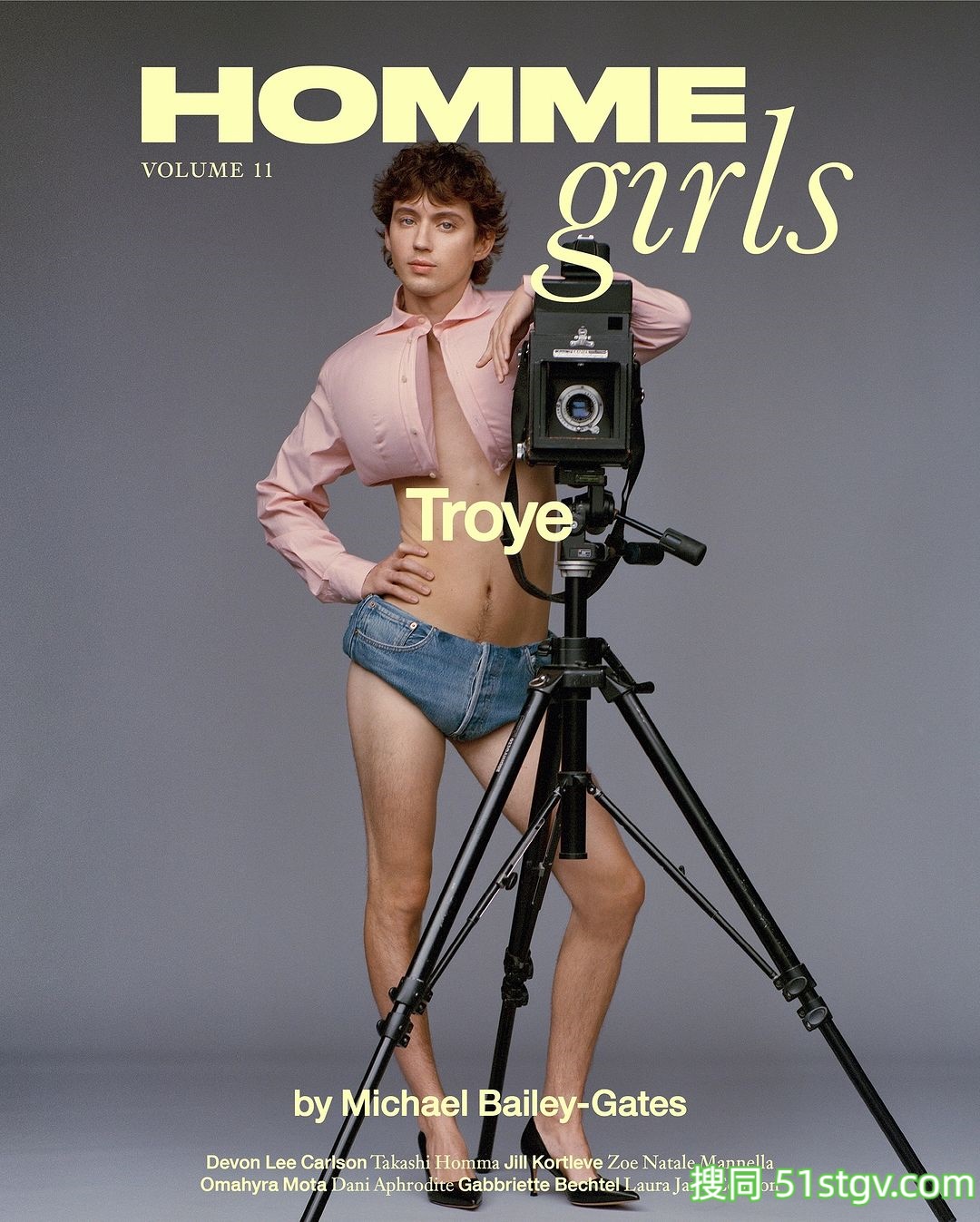 杂志封面人物 Troye Sivan 模煳性别界线：「适时放过自己，也真实做自己。」 - 51虹马