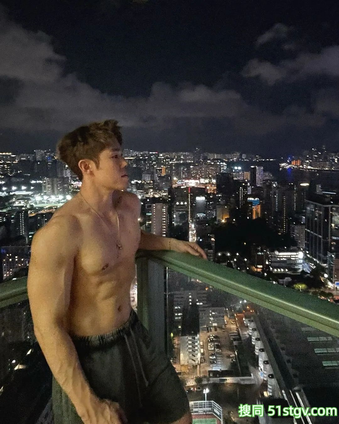 每日男友，健身壮男 - 51虹马