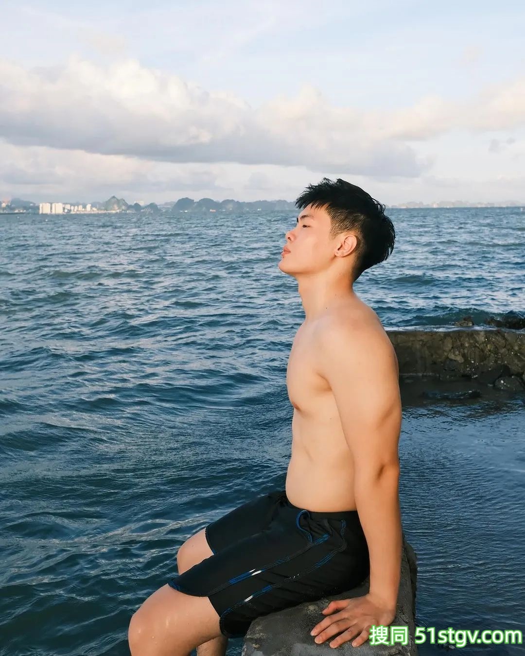 在越南留学的小哥 - 51虹马