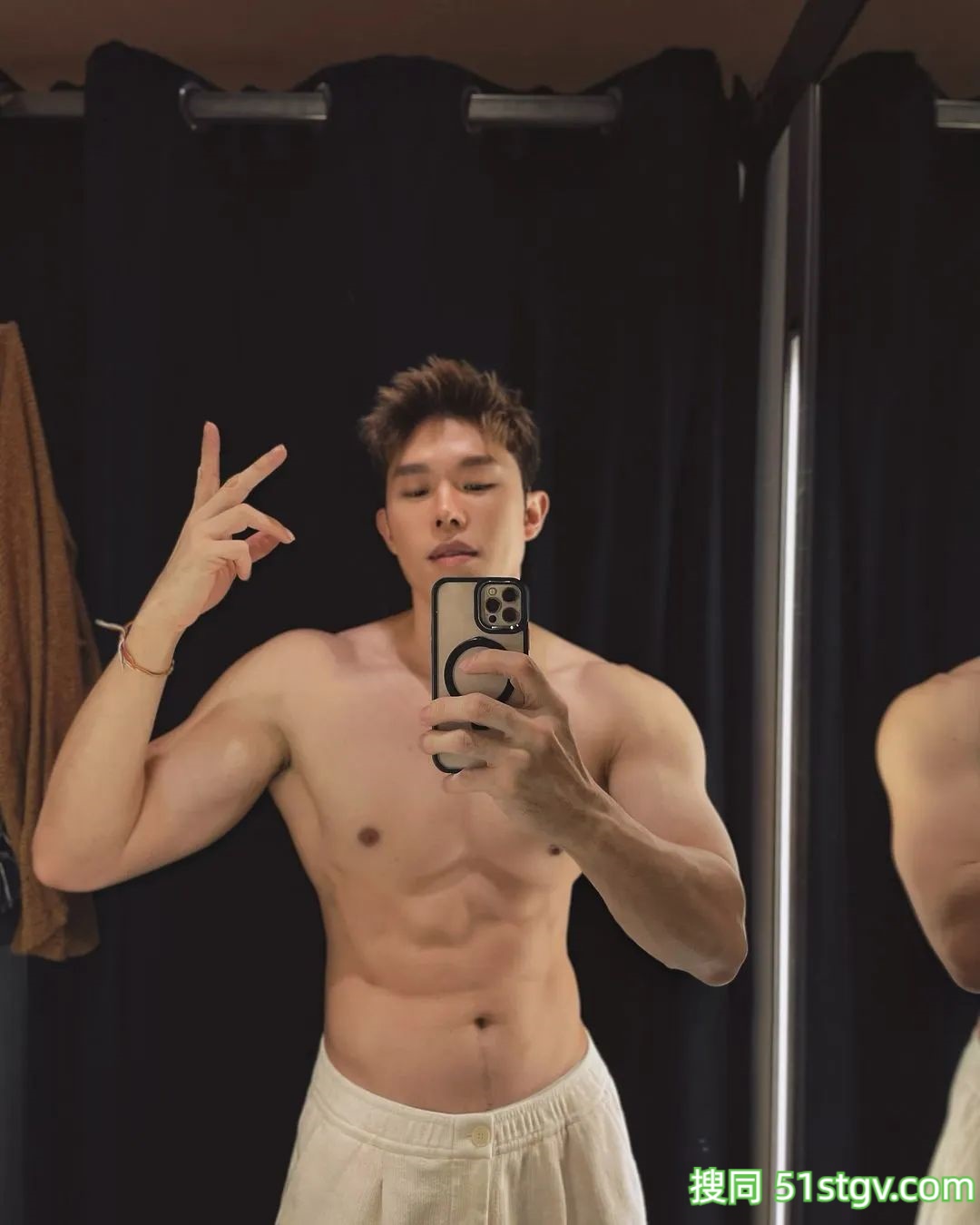 每日男友，健身壮男 - 51虹马