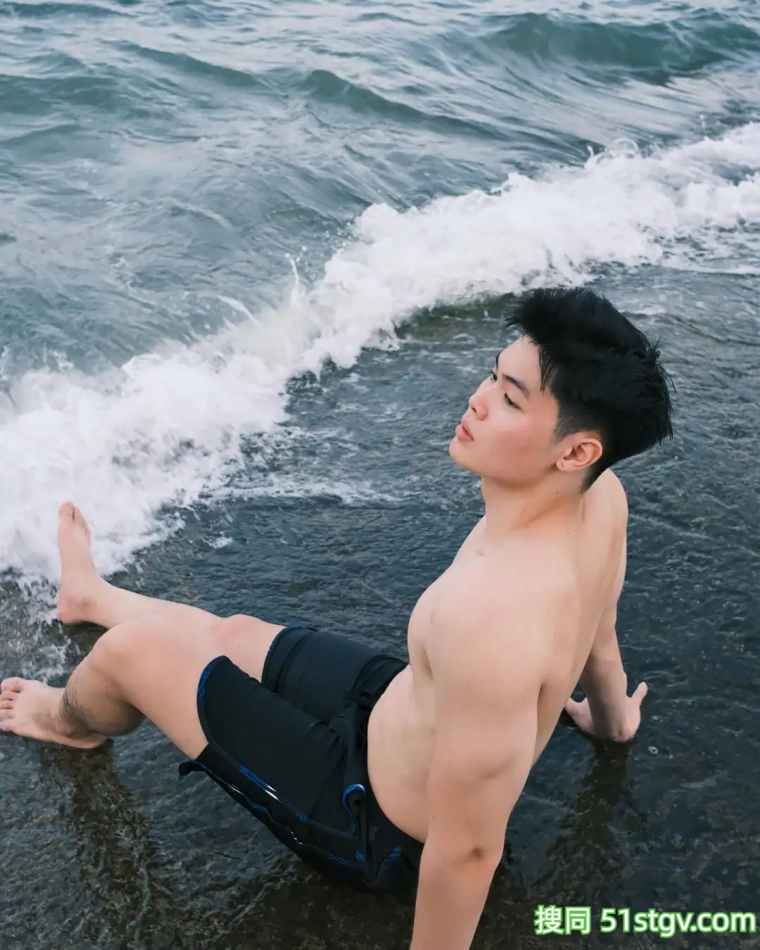 在越南留学的小哥 - 51虹马