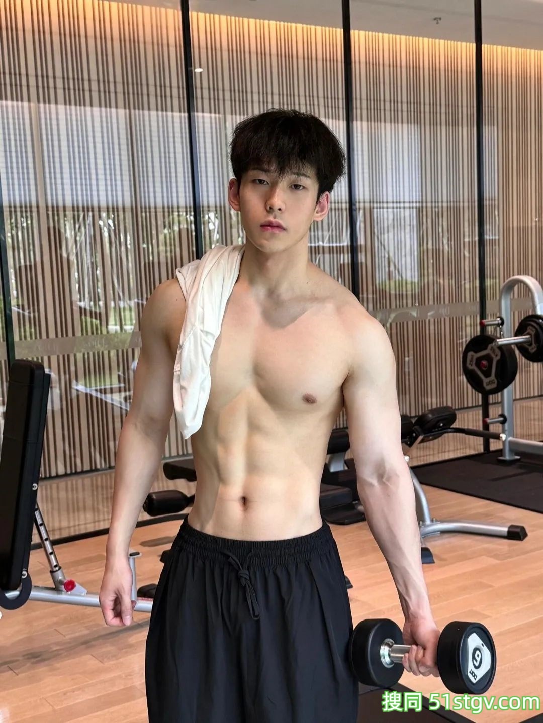 四川的梅瑞特 - 51虹马