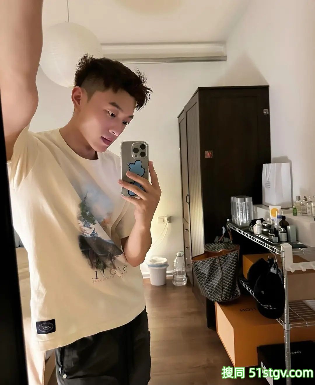 长腿小哥哥-51虹马