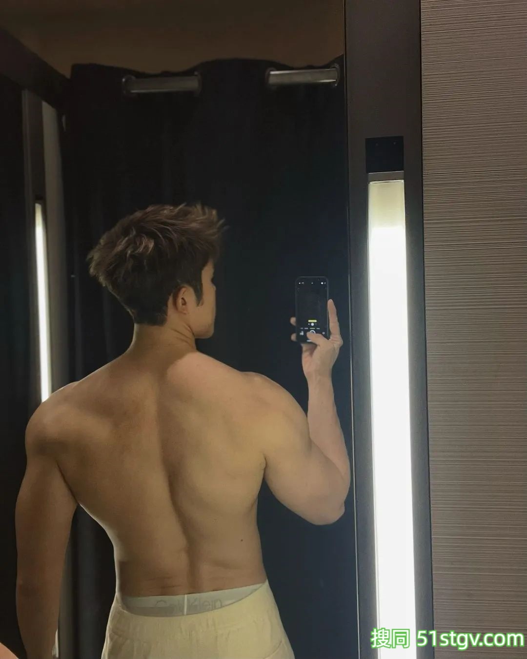 每日男友，健身壮男 - 51虹马