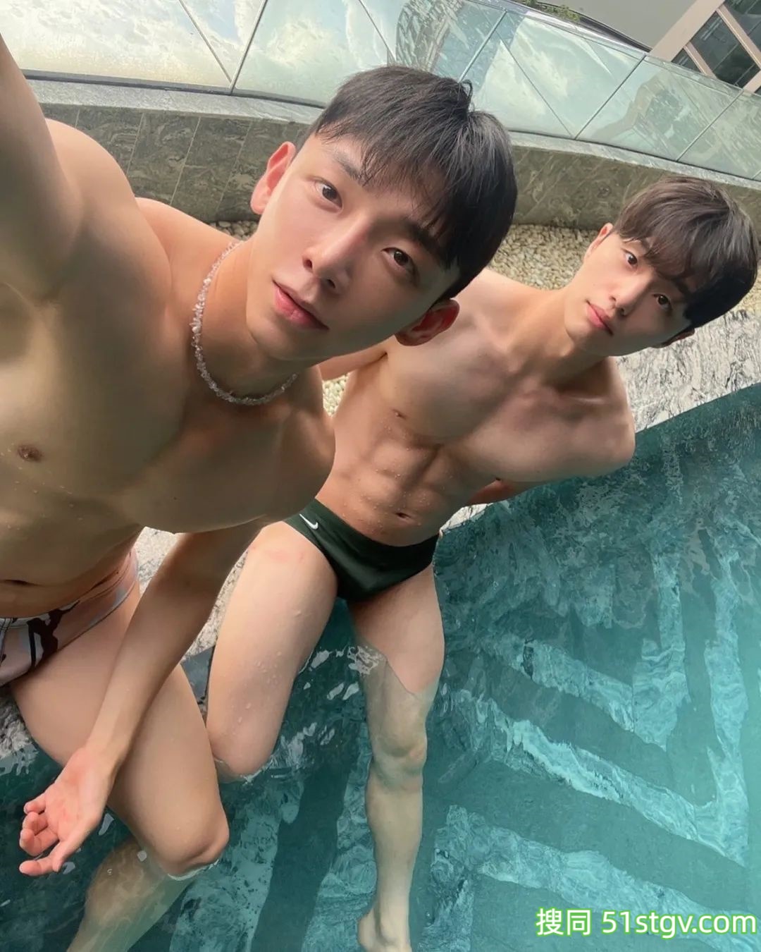 大D，白嫩腹肌帅哥-51虹马