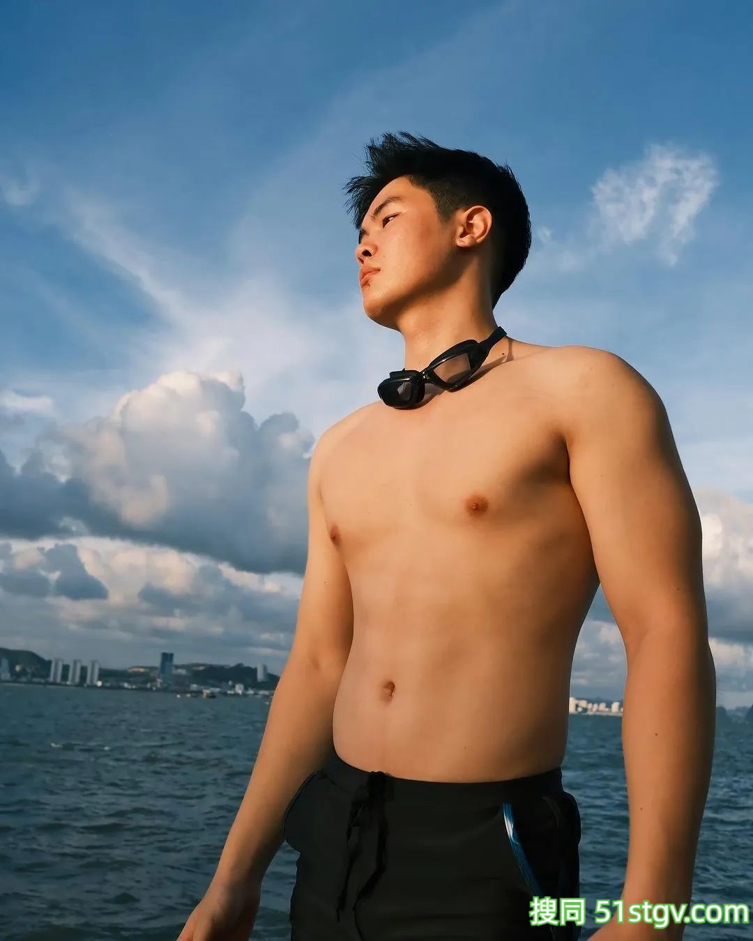 在越南留学的小哥 - 51虹马