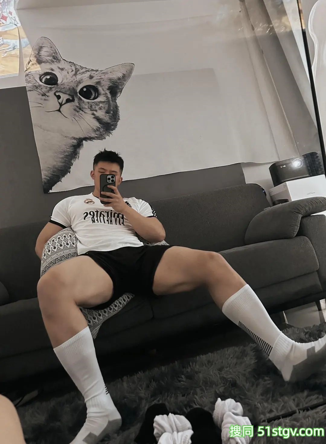 贵州的杜宾队长-51虹马