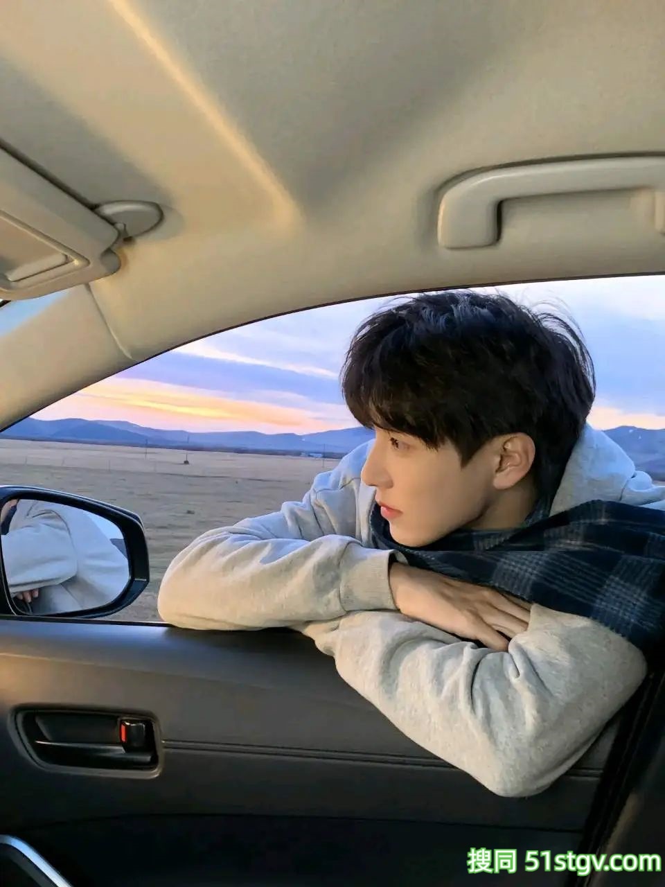 黑龙江的旁晚冰川 - 51虹马