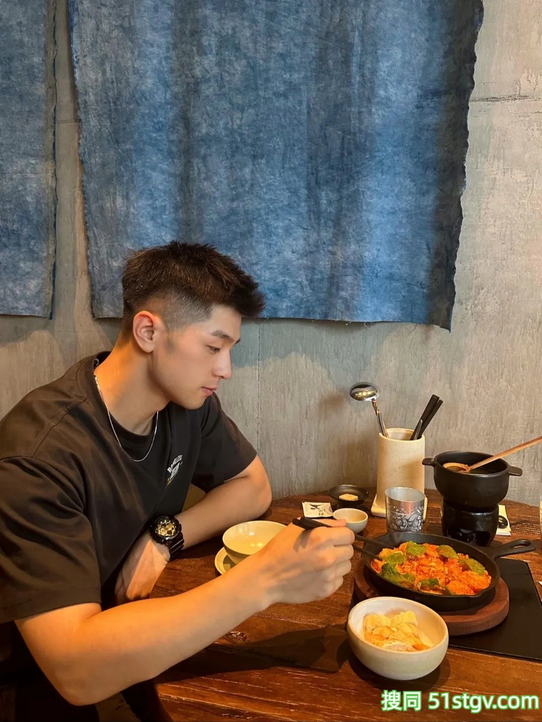 湖南的朱先生 - 51虹马