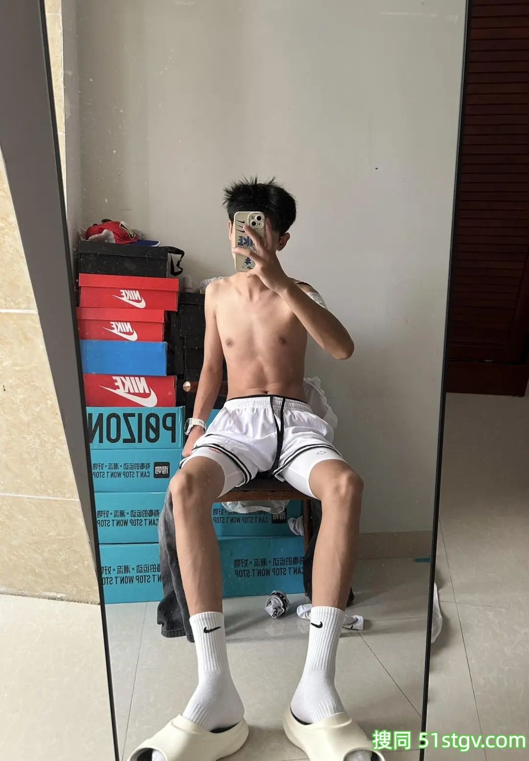 广东的小楊同学，细长直腿 - 51虹马