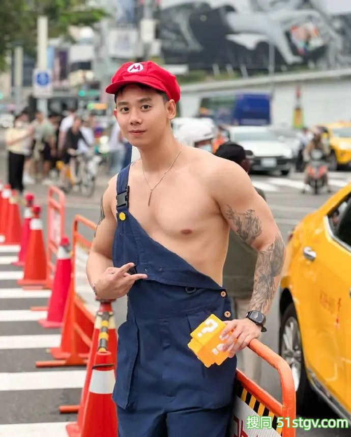 大D，这是谁家哥哥 - 51虹马