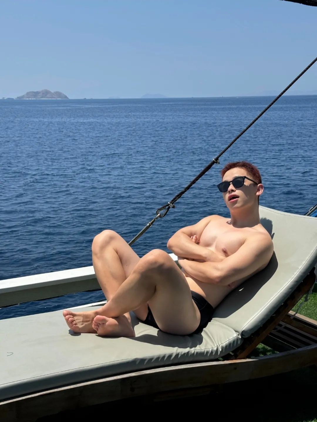 薄肌身材，奶呼呼的帅弟弟-51虹马