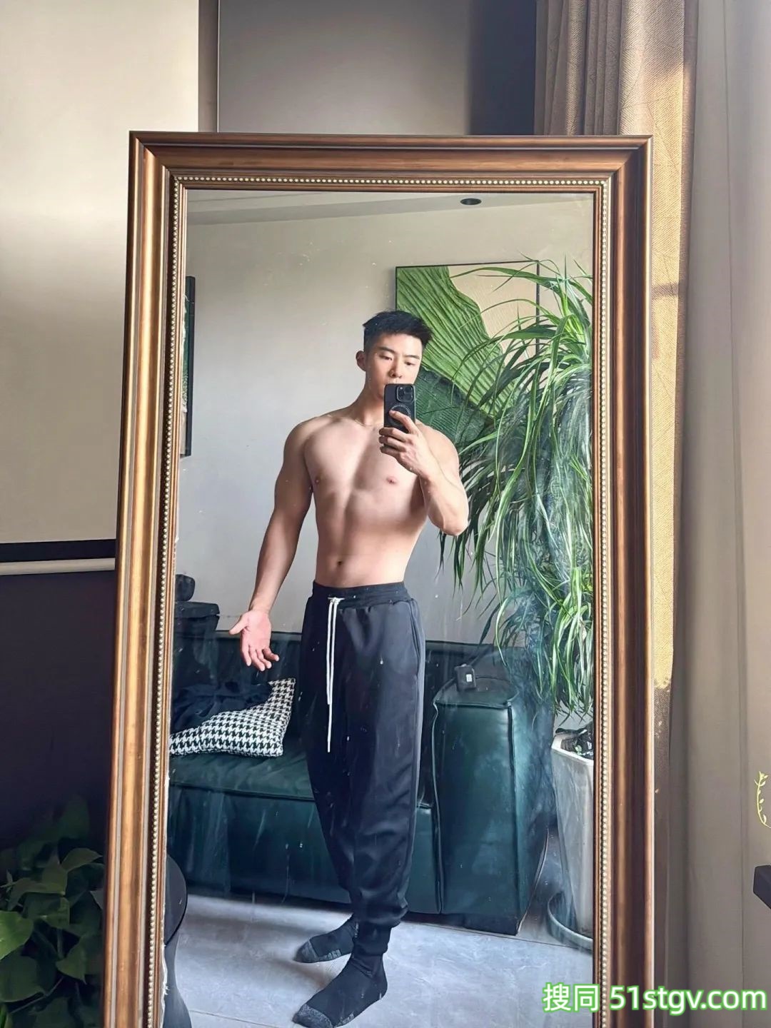 山东男人，一只混不冧 - 51虹马