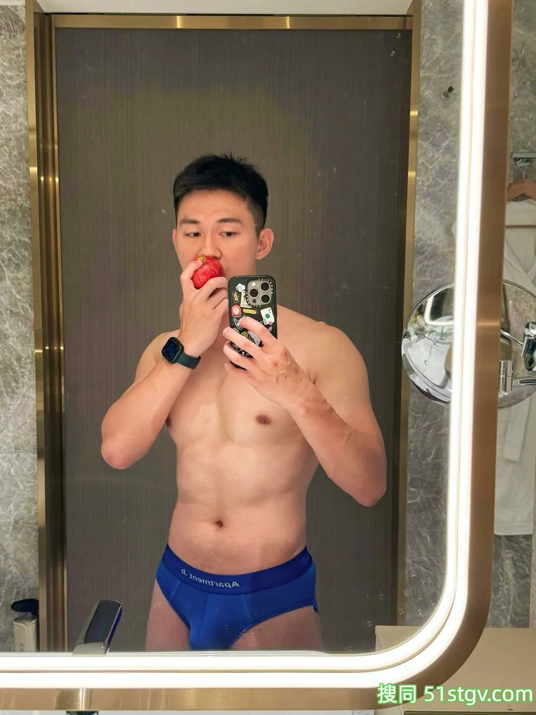 每日帅哥男友写真 - 51虹马