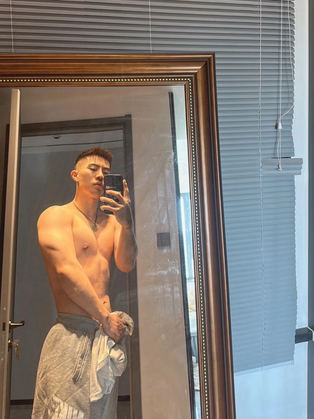 山东男人，一只混不冧 - 51虹马