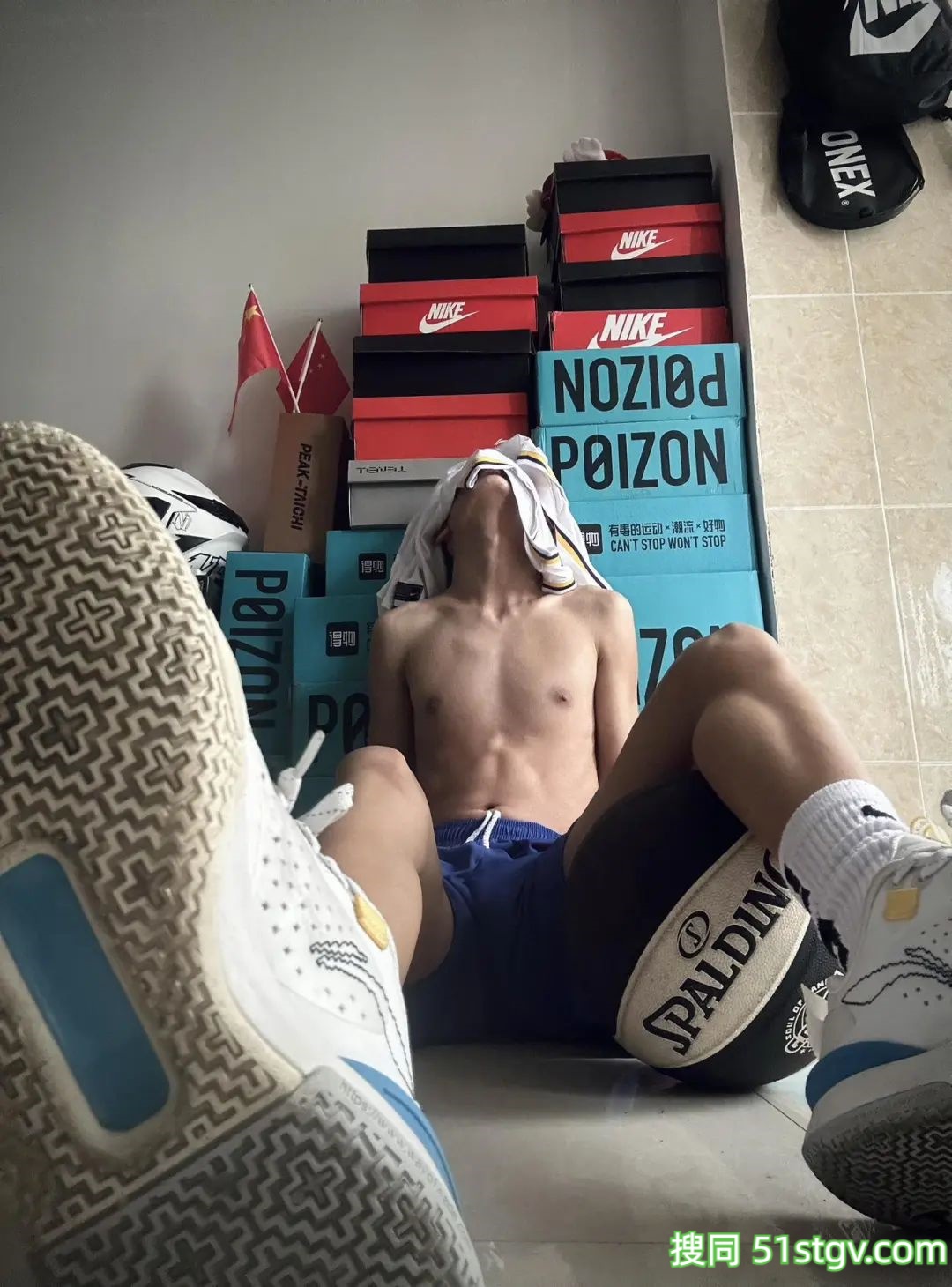 广东的小楊同学，细长直腿 - 51虹马