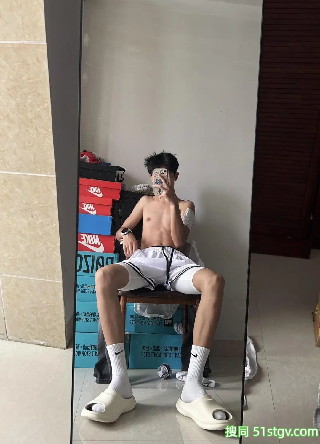 广东的小楊同学，细长直腿 - 51虹马