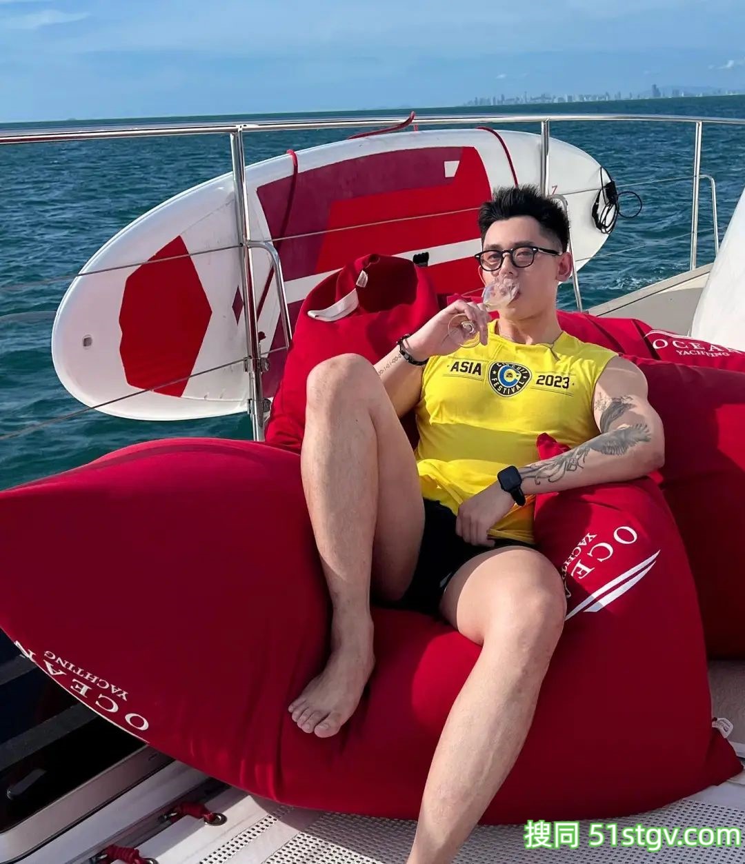 大D，这是谁家哥哥 - 51虹马