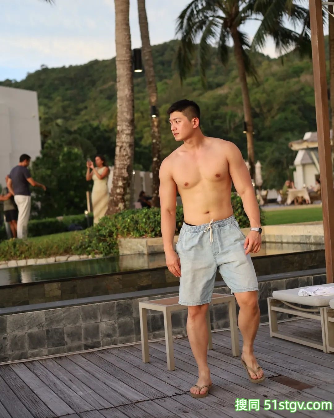 肉壮小哥哥，帅萌帅萌的-51虹马