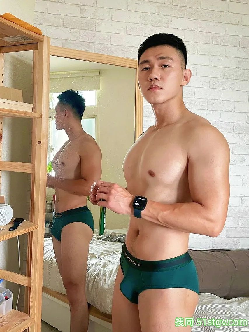 每日帅哥男友写真 - 51虹马