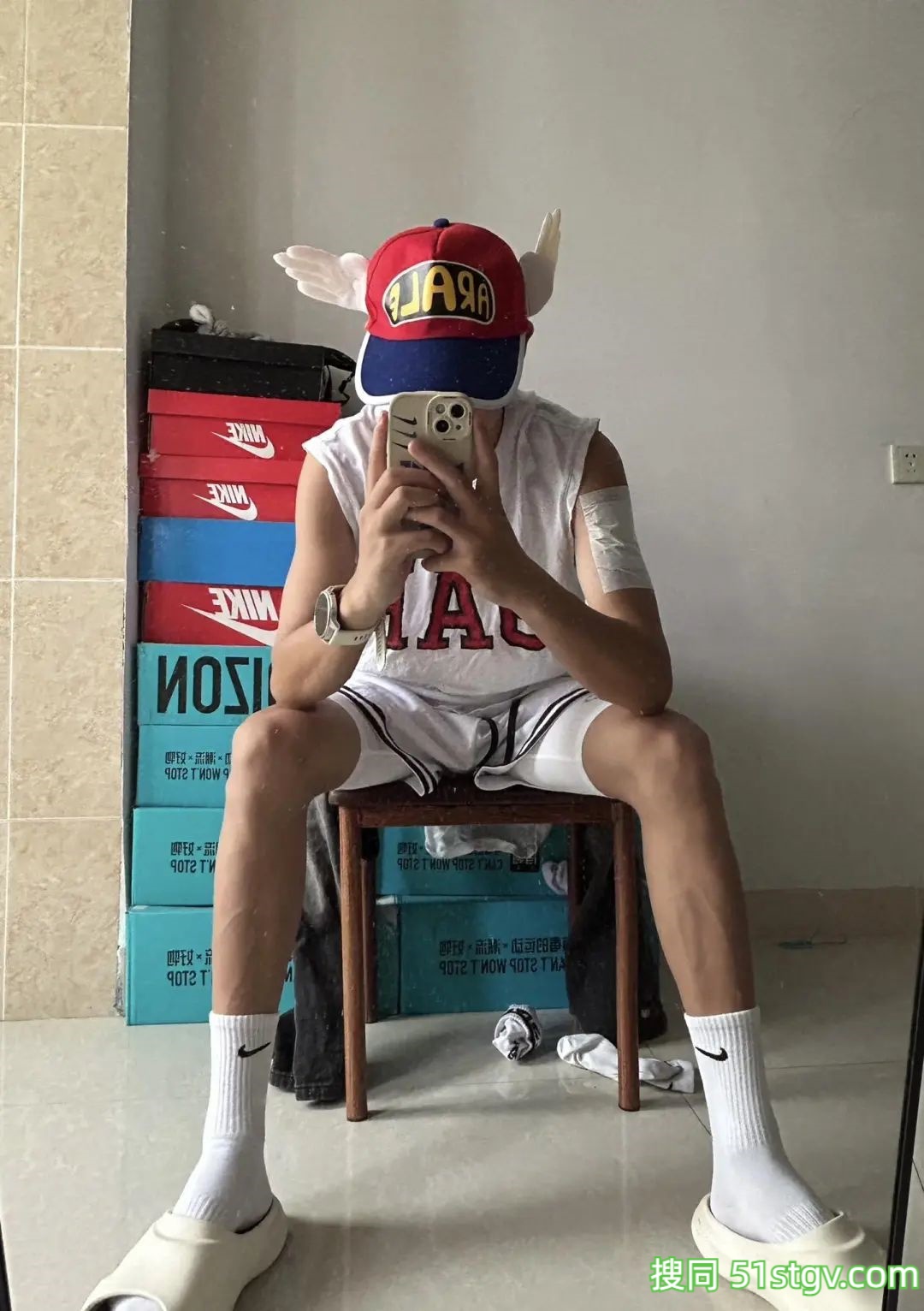 广东的小楊同学，细长直腿 - 51虹马