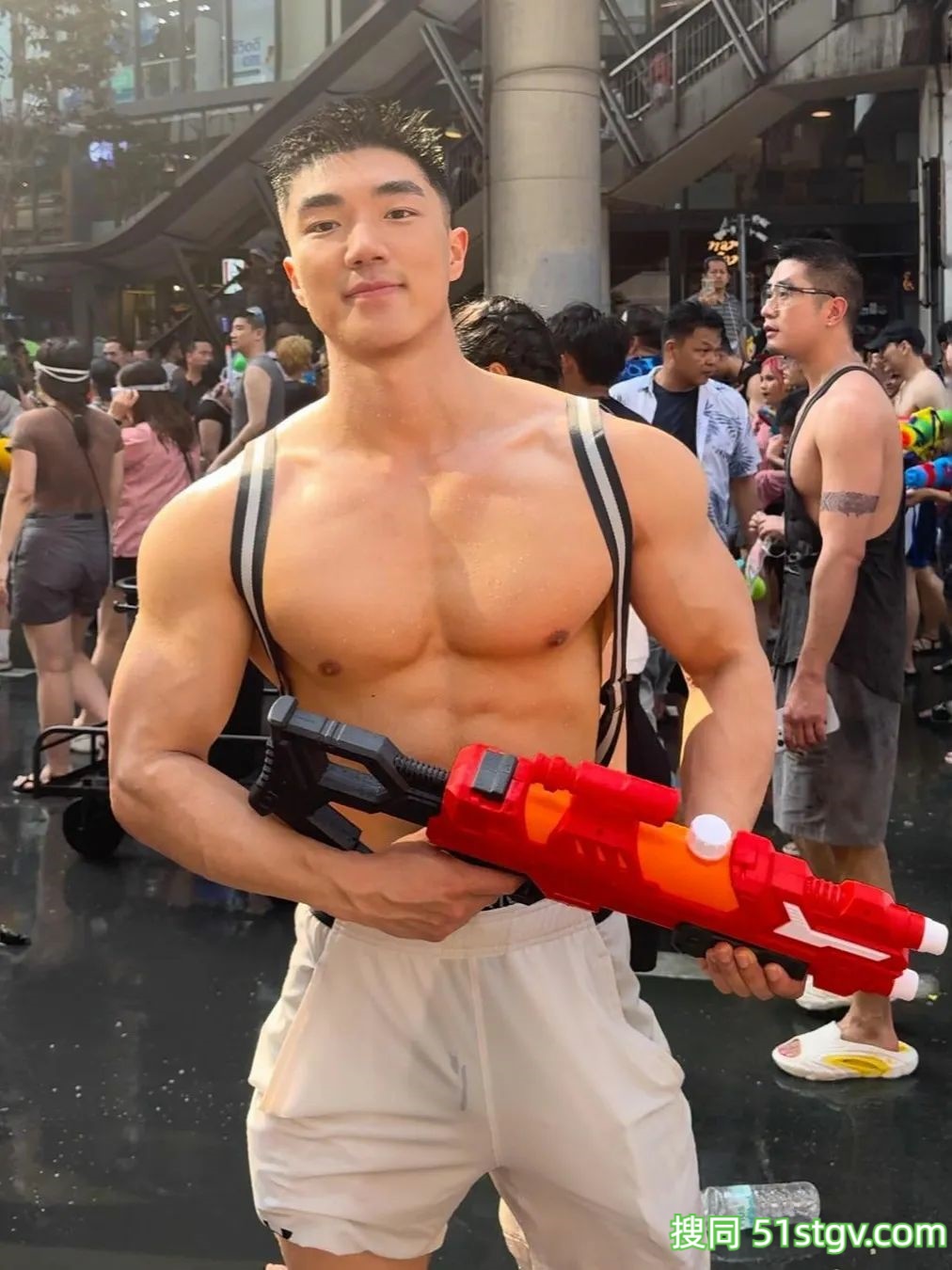 理想男友Henry Kong，板正帅气 - 51虹马