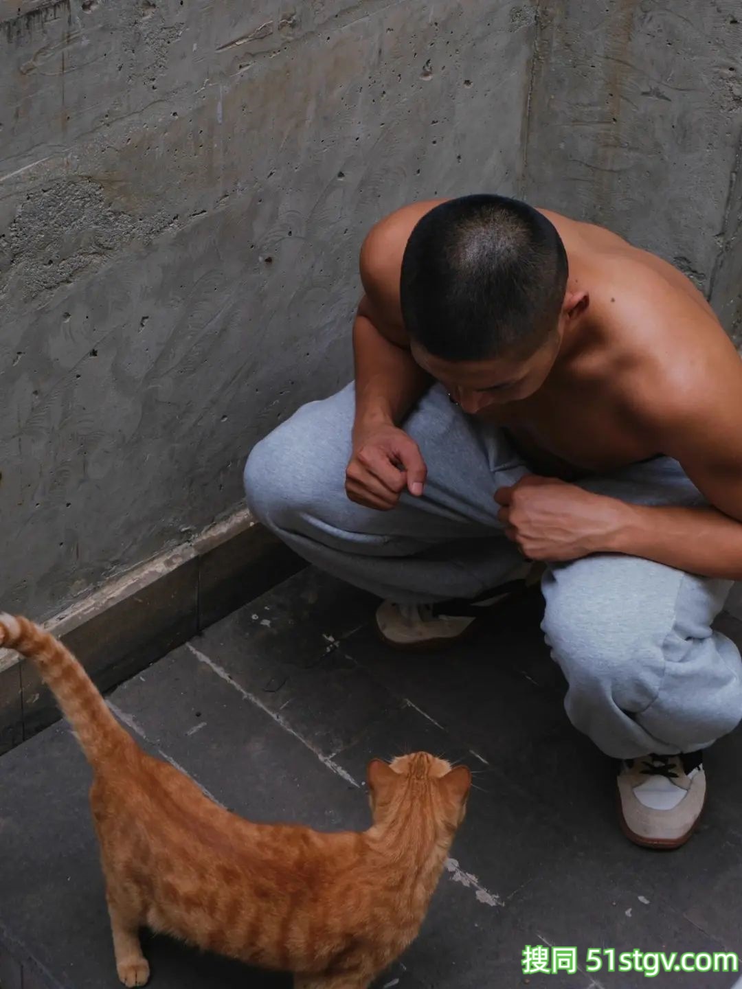 重庆渝北的寸头帅哥，185cm-51虹马